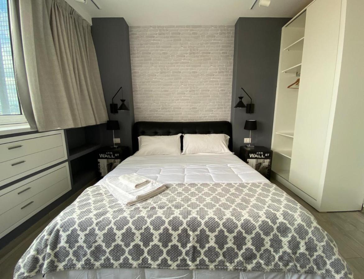 2B Fifteen Floor Suite Napoli Luaran gambar